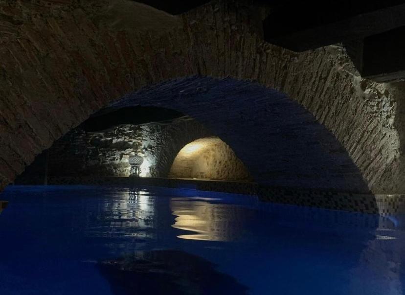 Palazzo Cherubini-Pools & Wellness Rossano Buitenkant foto