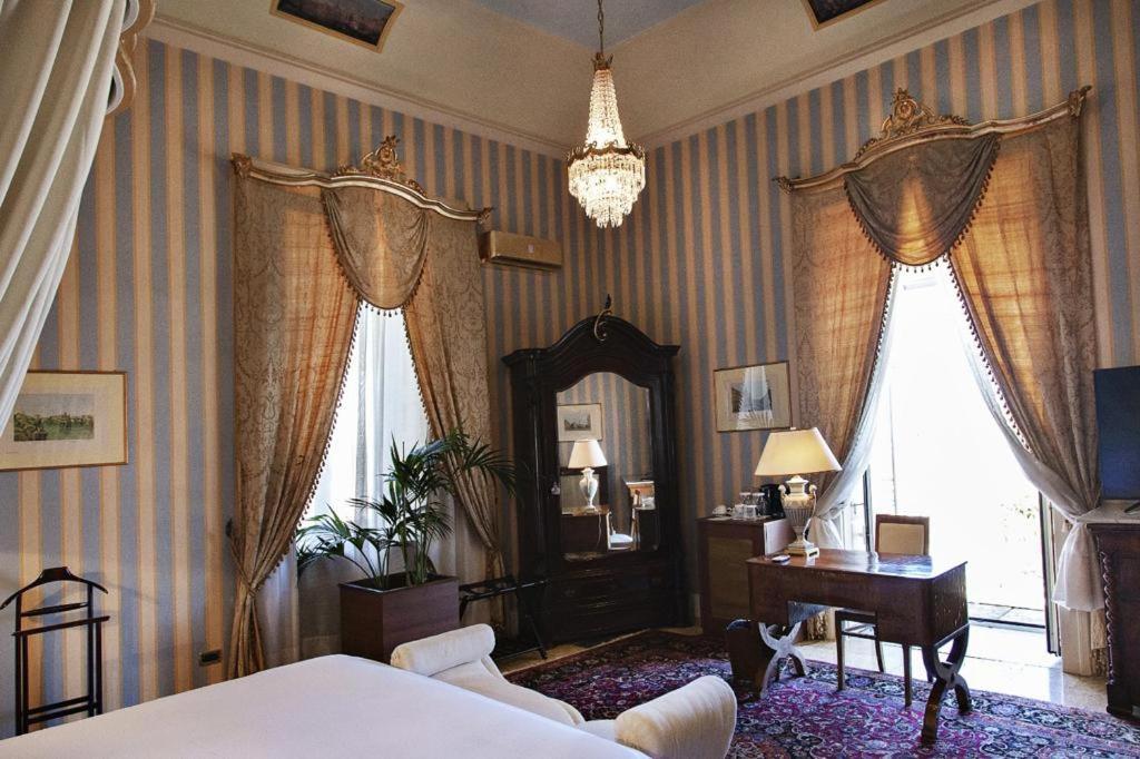 Palazzo Cherubini-Pools & Wellness Rossano Buitenkant foto