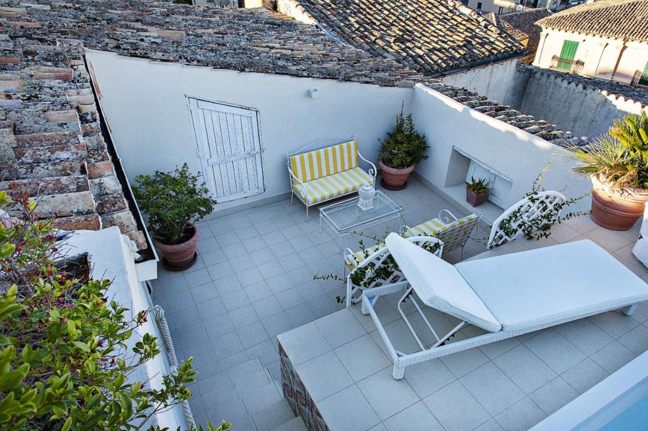 Palazzo Cherubini-Pools & Wellness Rossano Buitenkant foto