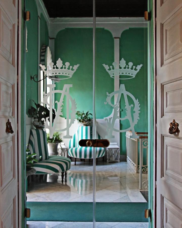 Palazzo Cherubini-Pools & Wellness Rossano Buitenkant foto