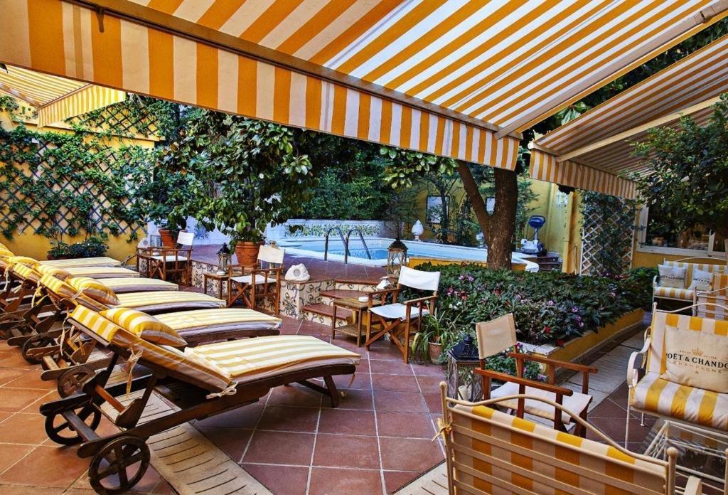 Palazzo Cherubini-Pools & Wellness Rossano Buitenkant foto