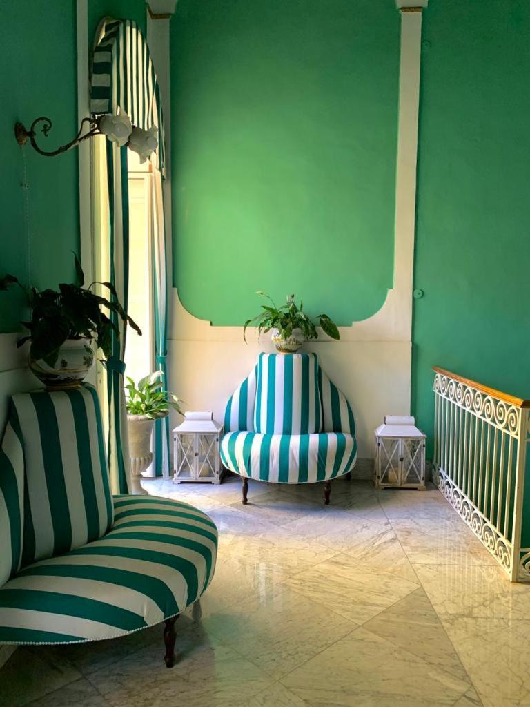 Palazzo Cherubini-Pools & Wellness Rossano Buitenkant foto