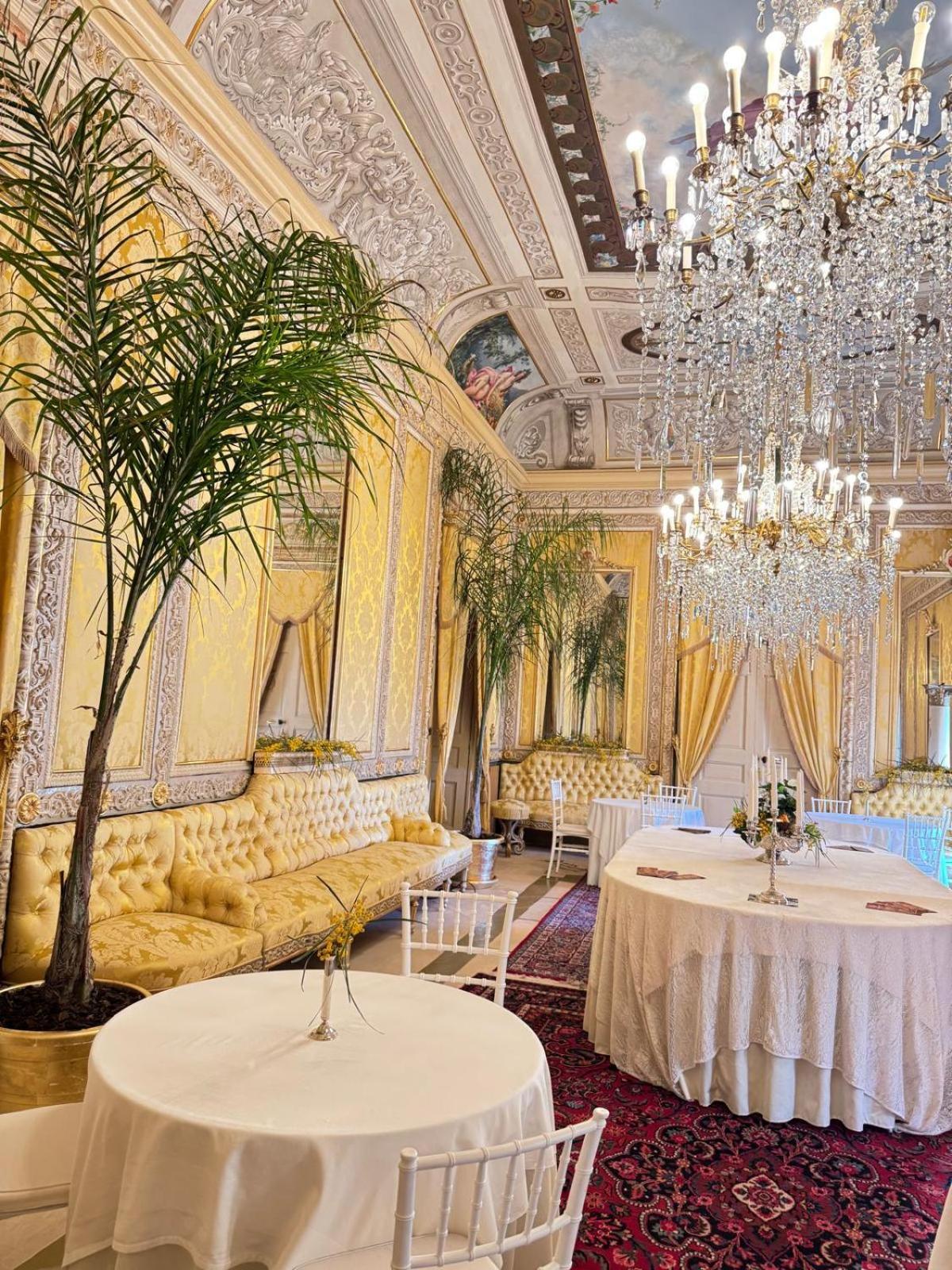 Palazzo Cherubini-Pools & Wellness Rossano Buitenkant foto